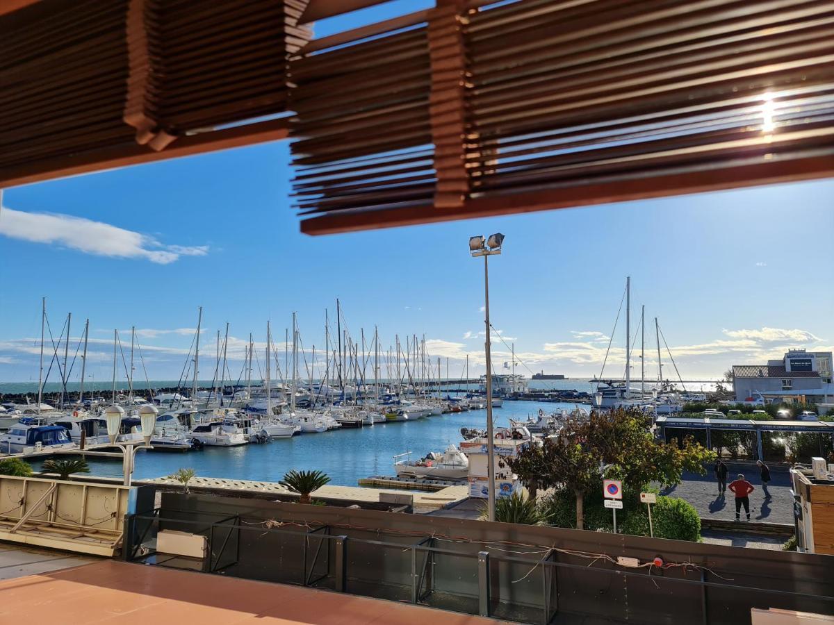 De Standing La Pecherie Spacieux T3 Comme Un Cocon Familial Vue Et Sur L'avant Port Sur Le Bout Du Bout De Cap D'agde Seule Cap En Occitanie Apartment *