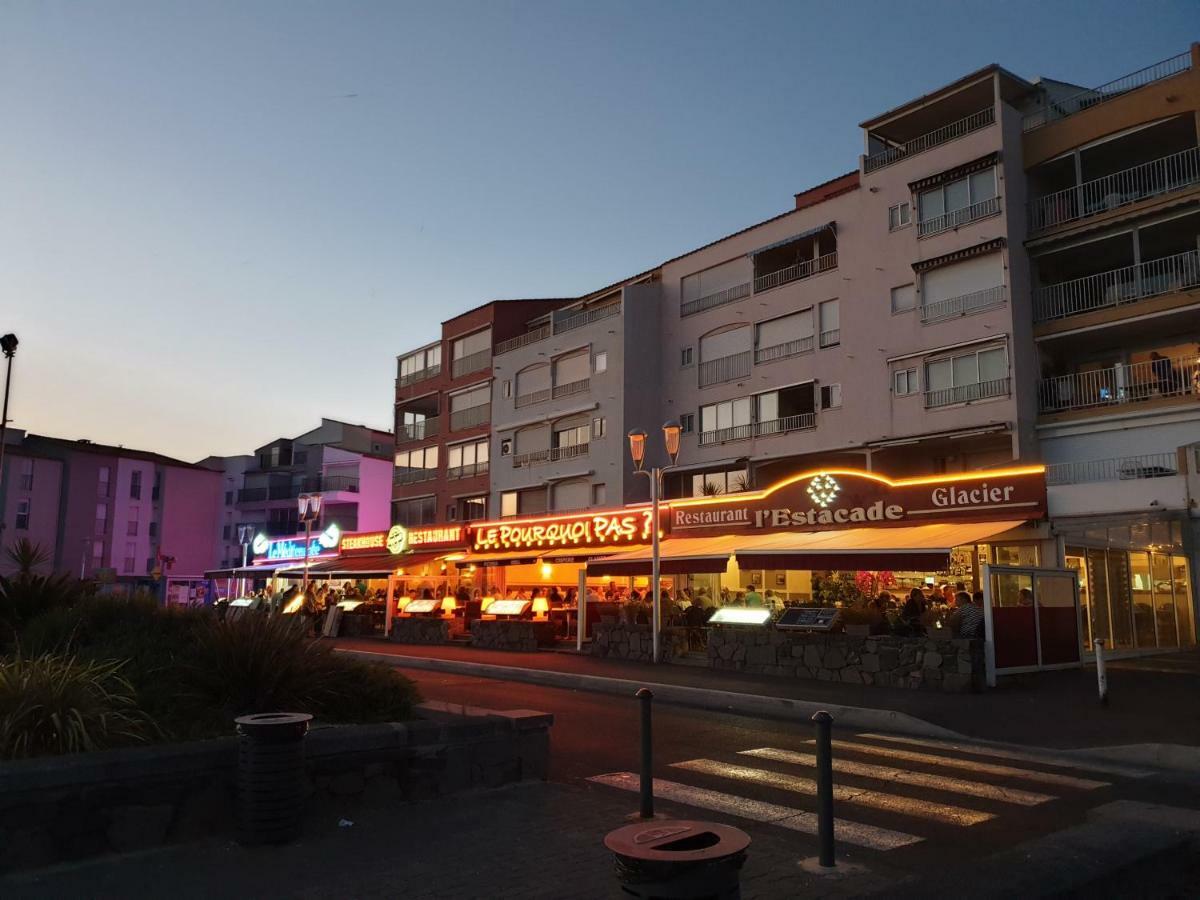 De Standing La Pecherie Spacieux T3 Comme Un Cocon Familial Vue Et Sur L'avant Port Sur Le Bout Du Bout De Cap D'agde Seule Cap En Occitanie *